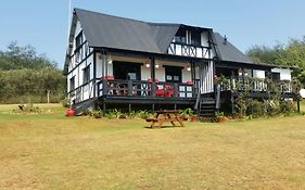 Woodcutters Guest House